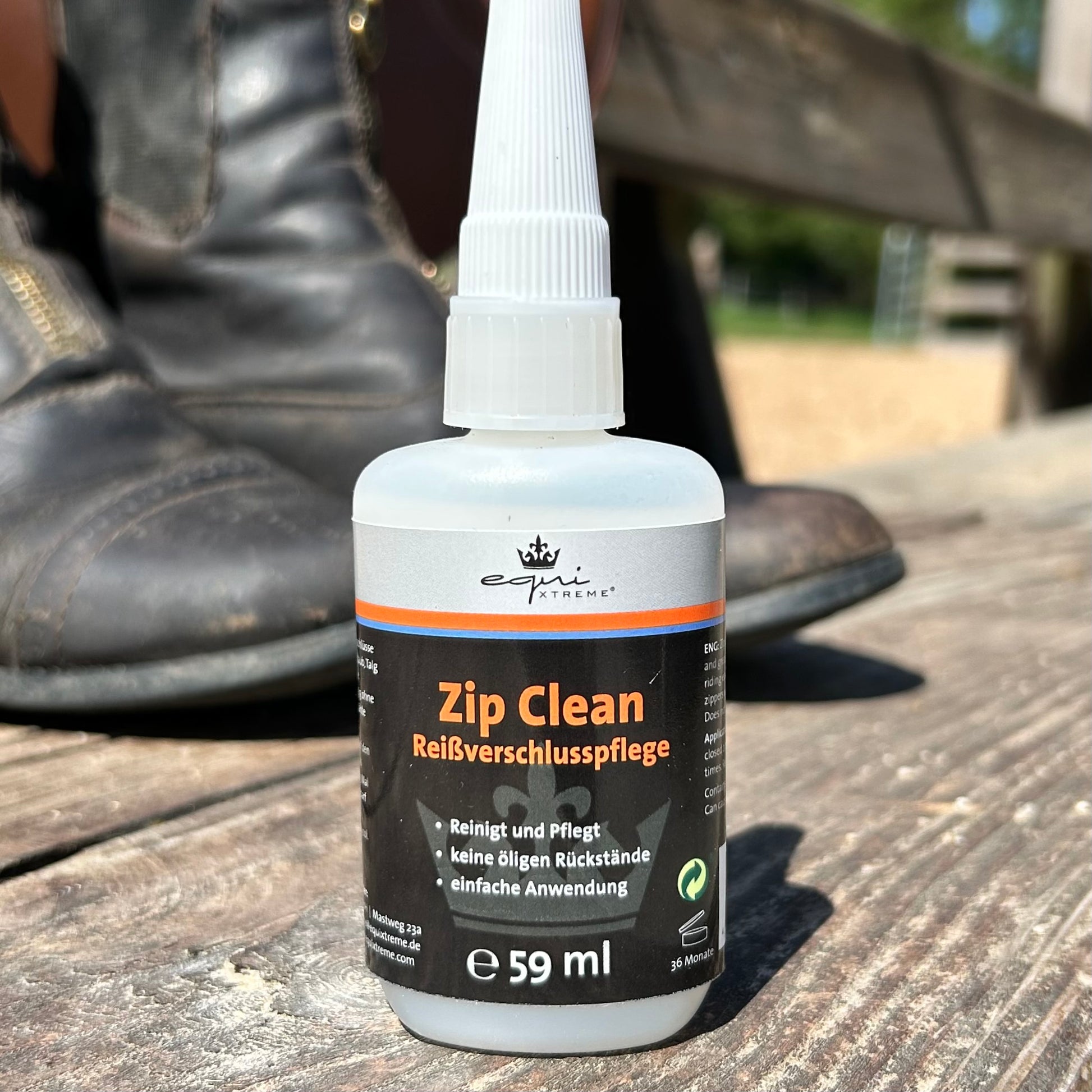 equiXTREME Zip Clean Reiverschlussreiniger ohne Fettfilm equiXTREME Zip Clean Reiverschlussreiniger ohne Fettfilm