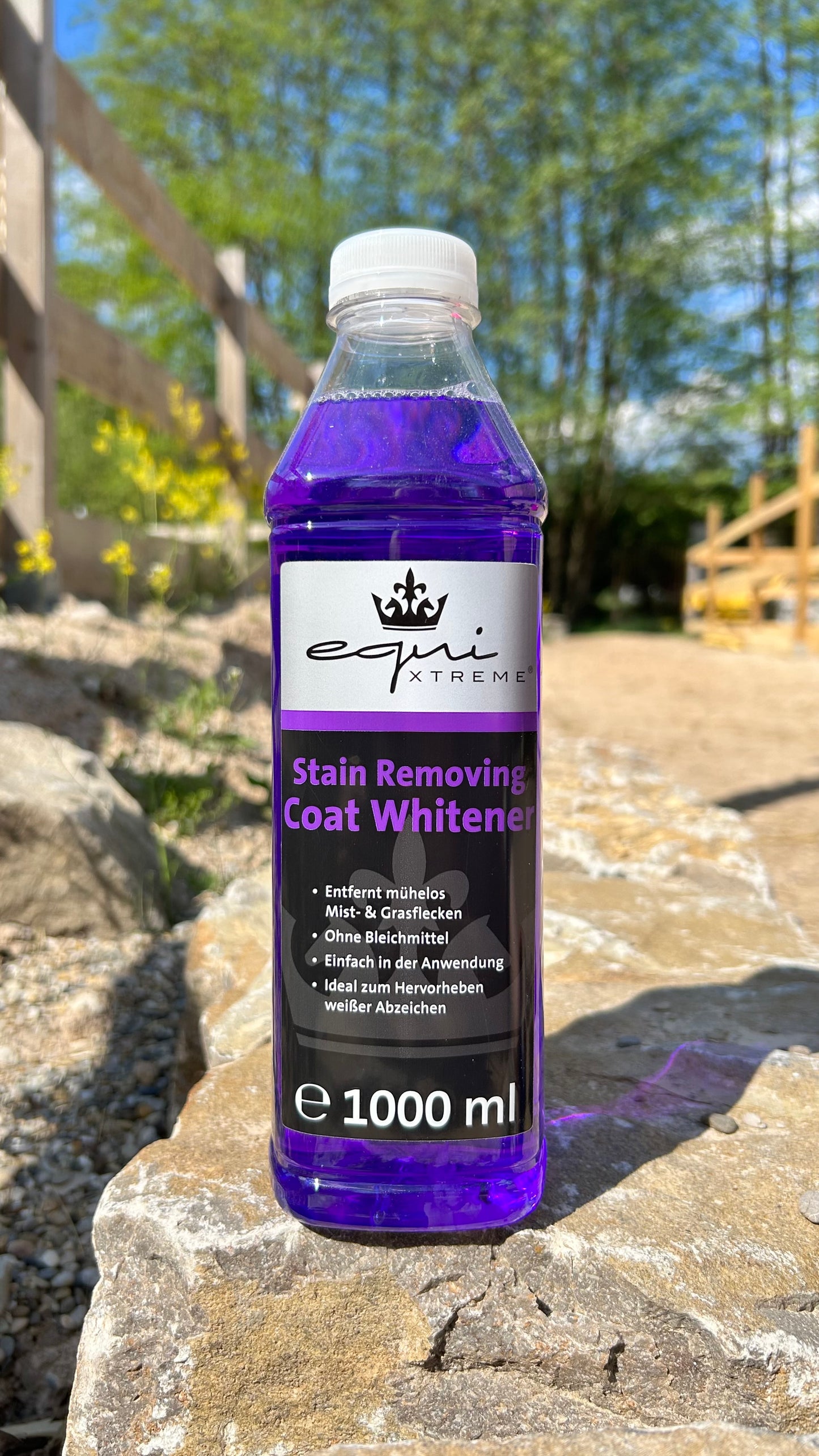 equiXTREME Stain Removing Coat Whitener